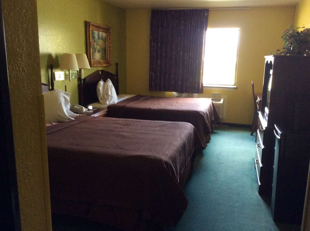 Country Hearth Inn - Bowling Green Room photo